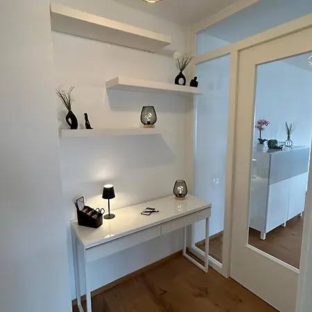 Apartamento Stadt & - Neuwertige