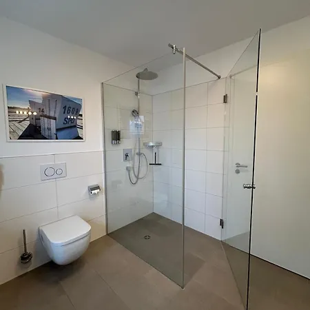 Apartment Stadt & - Neuwertige