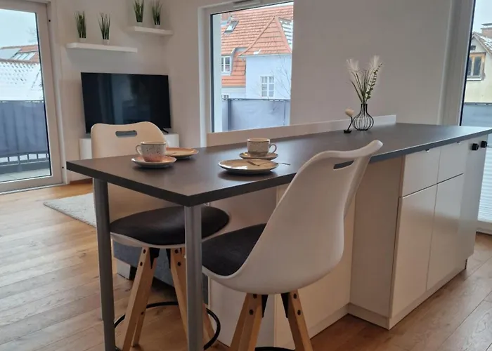 Lejlighed Stadt & - Neuwertige *
